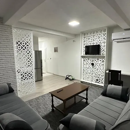 Eneya Apartment